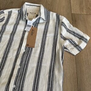 VSTR Premium‎ Men's Modern Woven SS Button Up Shirt Cream Black Stripe Small NEW